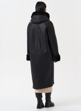 Натуральная дубленка с капюшоном