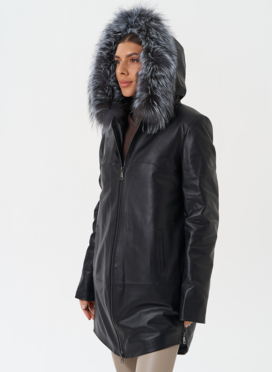 Утепленное полупальто из натуральной кожи с капюшоном 