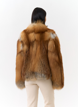 Укороченная шуба из меха рыжей лисы