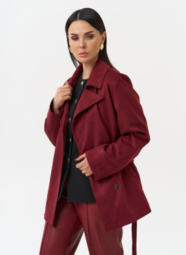 Женская куртка из эко замши бордового цвета