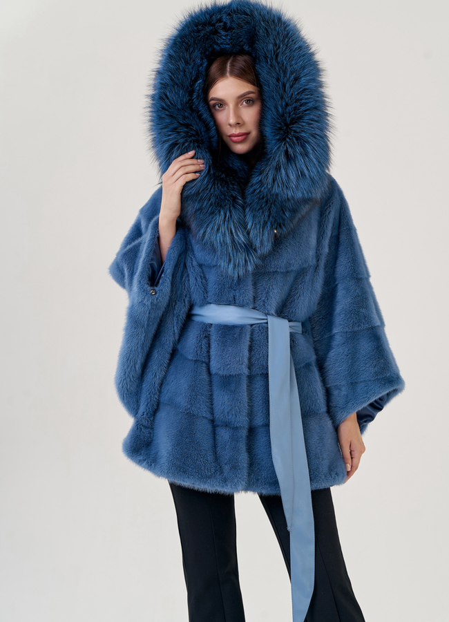 Шуба из норки оверсайз с капюшоном из чернобурки модель № 22258 универмаг малина