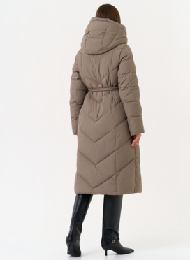 Женский пуховик с капюшоном