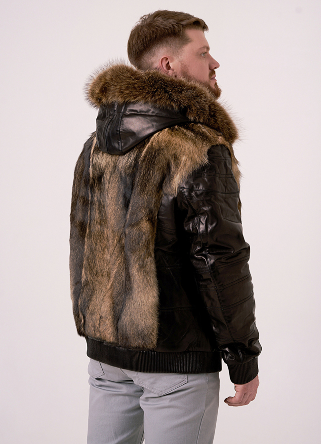 Кожаная куртка с меховой отделкой из волка модель № 1099 в кредит