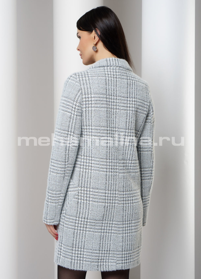 Пальто с английским воротником и накладными карманами модель № 054 в кредит