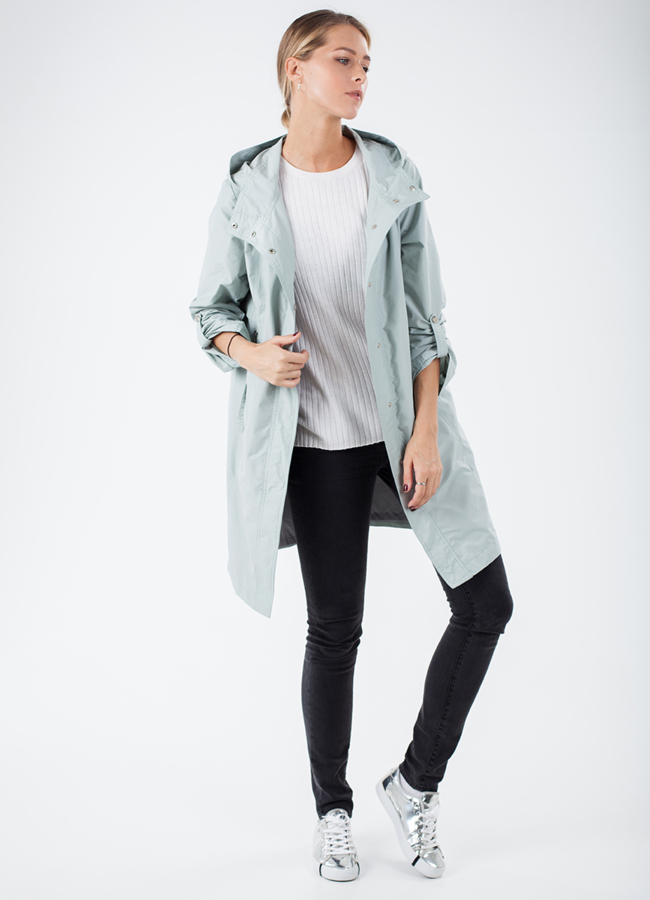 Куртка с капюшоном модель № 069 меха малина