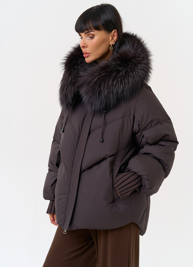 Женский пуховик с капюшоном из меха чернобурки модель № 31536 в рассрочку Женский пуховик с капюшоном из меха чернобурки модель № 31536 в рассрочку