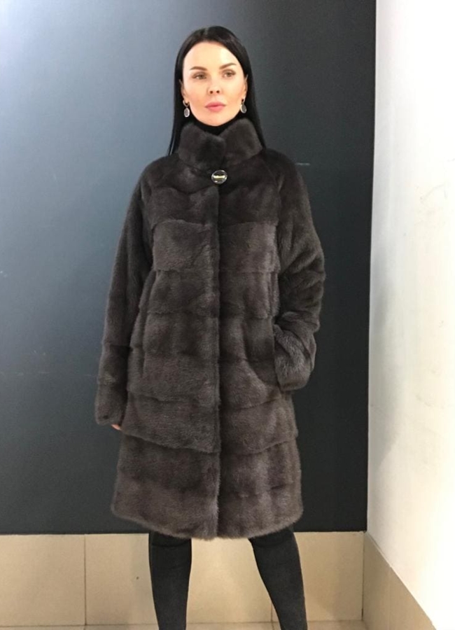 Норковая шуба с воротником стойкой в цвете капучино модель № 1045 в кредит