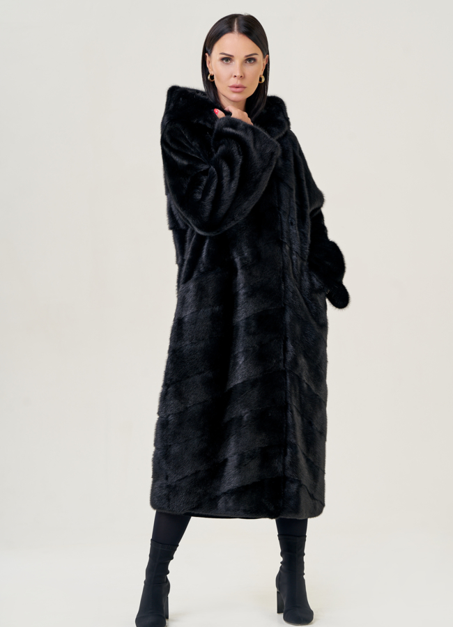 фото Норковая шуба оверсайз с капюшоном в черном цвете модель № 23086