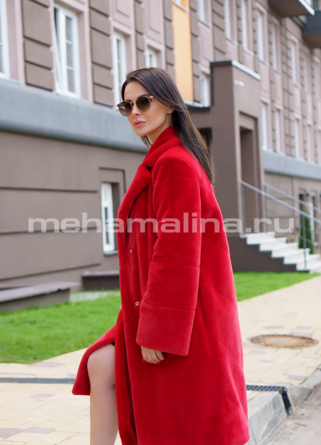 фото Шуба из искусственного меха красного цвета модель № 888