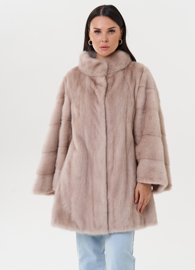 Женская норковая шуба бежевого цвета модель № 27591 в кредит