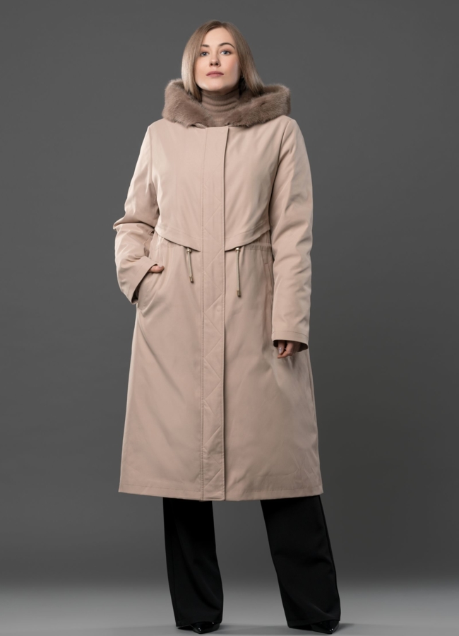 Парка в бежевом цвете с меховой отделкой из норки модель № 12395 универмаг малина