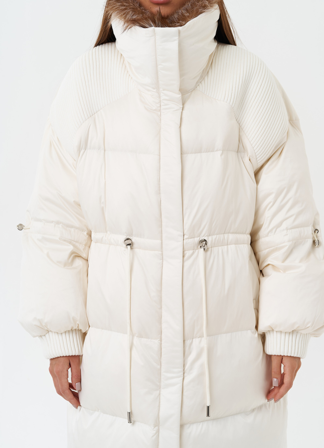 Пуховик с отделкой из меха лисы модель № 28827 универмаг малина