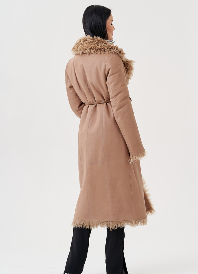 Женская дубленка с английским воротником  модель № 23910 универмаг малина