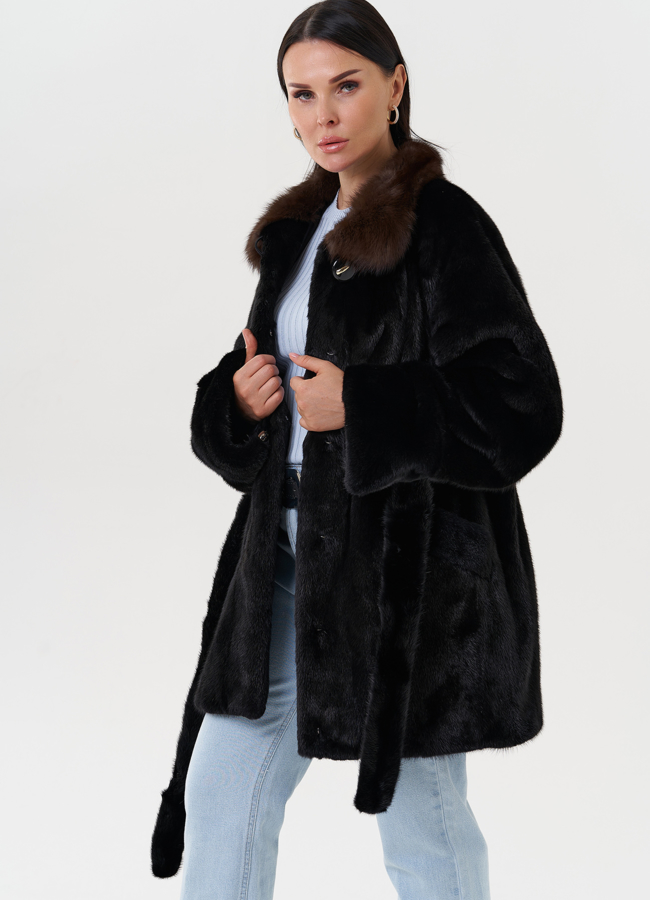 Женская норковая шуба с отделкой из куницы модель № 27587 универмаг малина