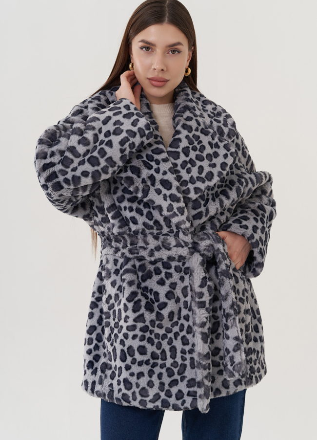 Полупальто женское с английским воротником  модель № 25762 меха малина