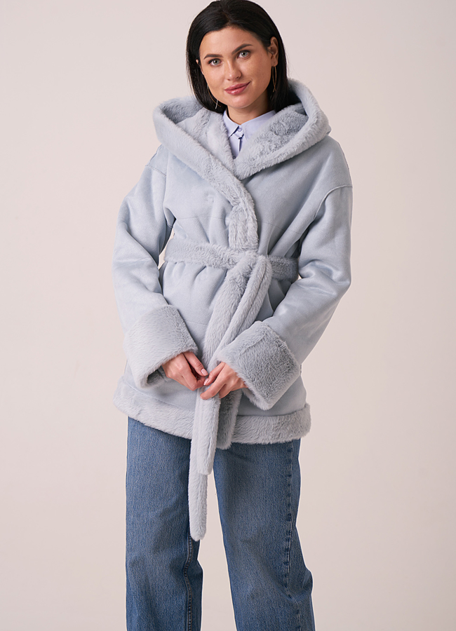 Укороченная двусторонняя шуба из искусственного меха с капюшоном  модель № 18395 в рассрочку