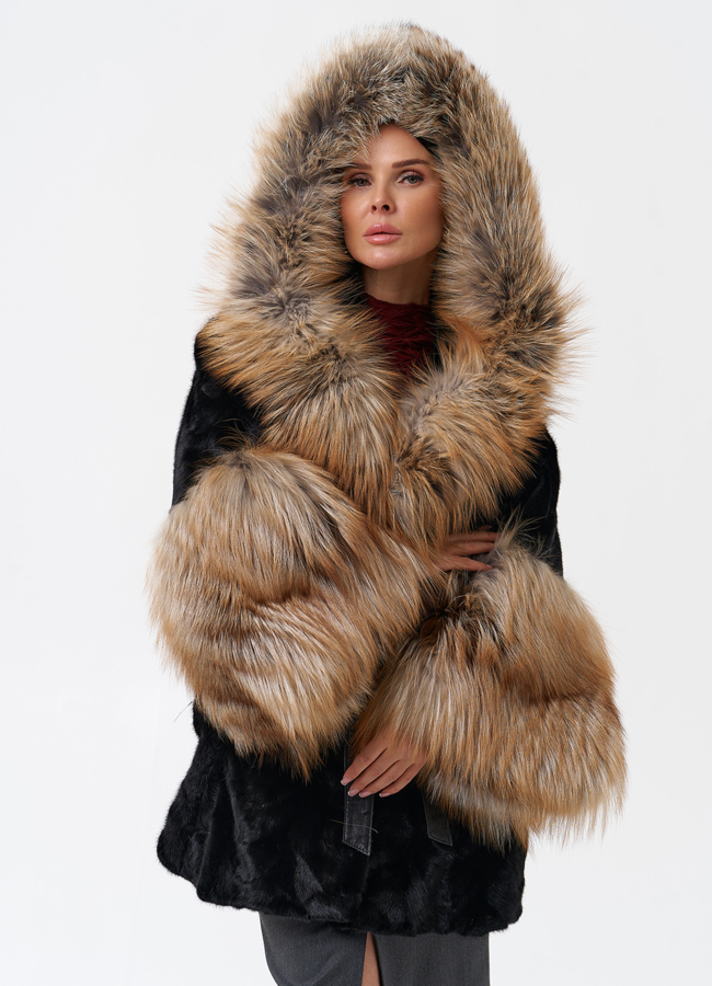 Шуба из скандинавской норки с лисой модель № 29216 меха малина