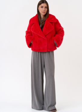 Куртка женская из эко меха в красном цвете Куртка женская из эко меха в красном цвете