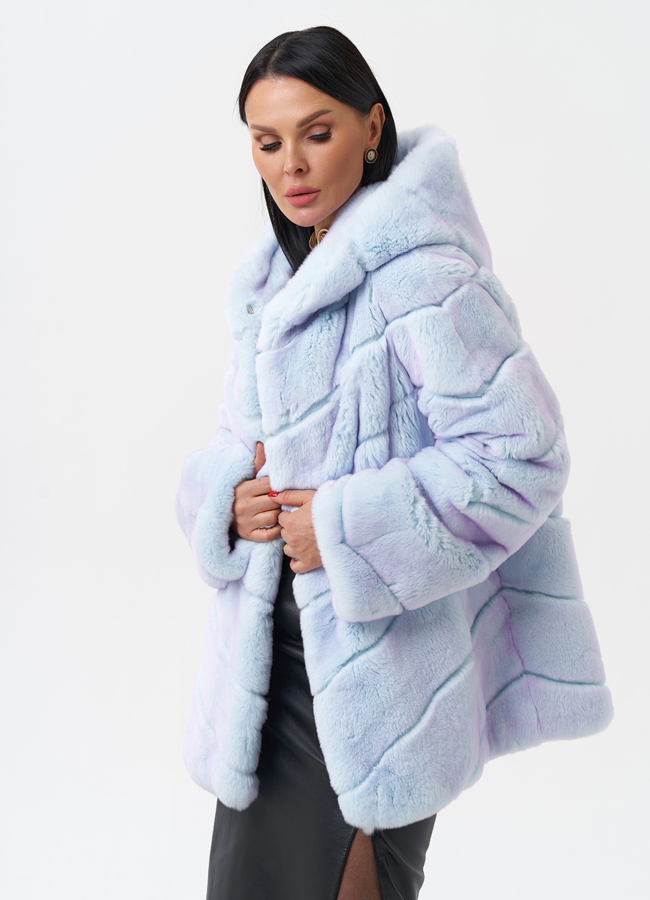 Шуба из меха кролика с капюшоном модель № 28909 универмаг малина