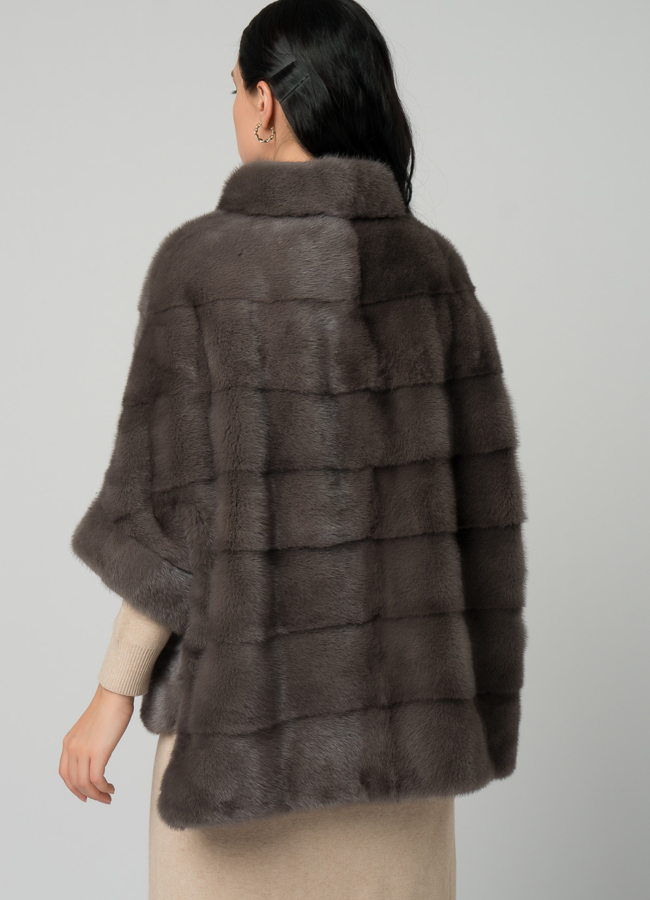 Короткая шуба на молнии коричневого цвета модель № 21913 в кредит