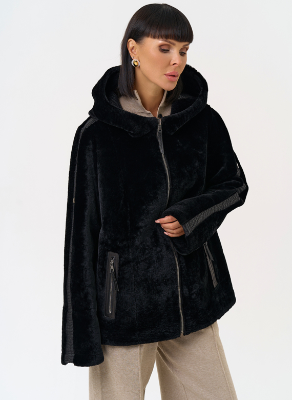 Женская двухсторонняя дубленка с капюшоном