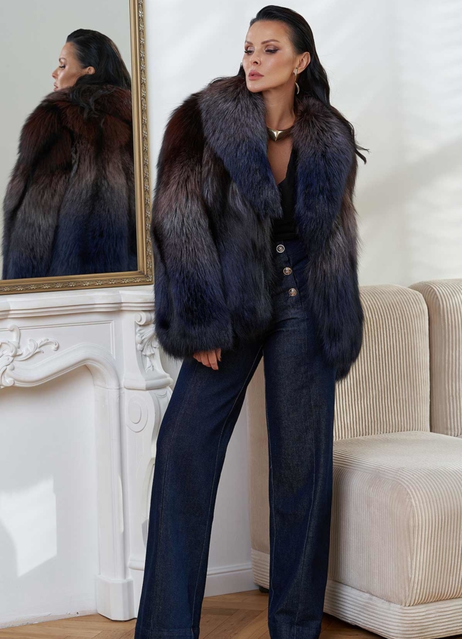 Женская шуба из меха чернобурки модель № 28596 меха малина