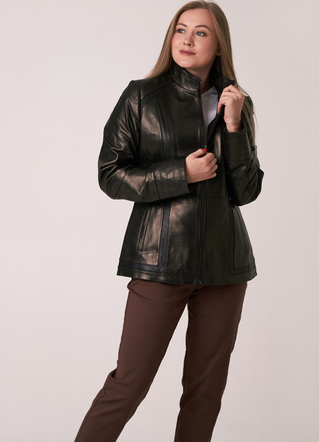 Женская кожаная куртка черного цвета модель № 17757 универмаг малина
