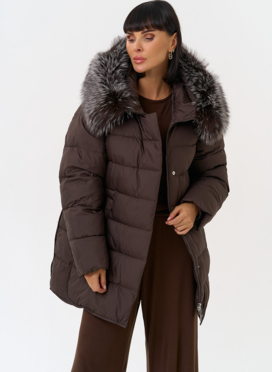 Женский пуховик с капюшоном из меха чернобурки