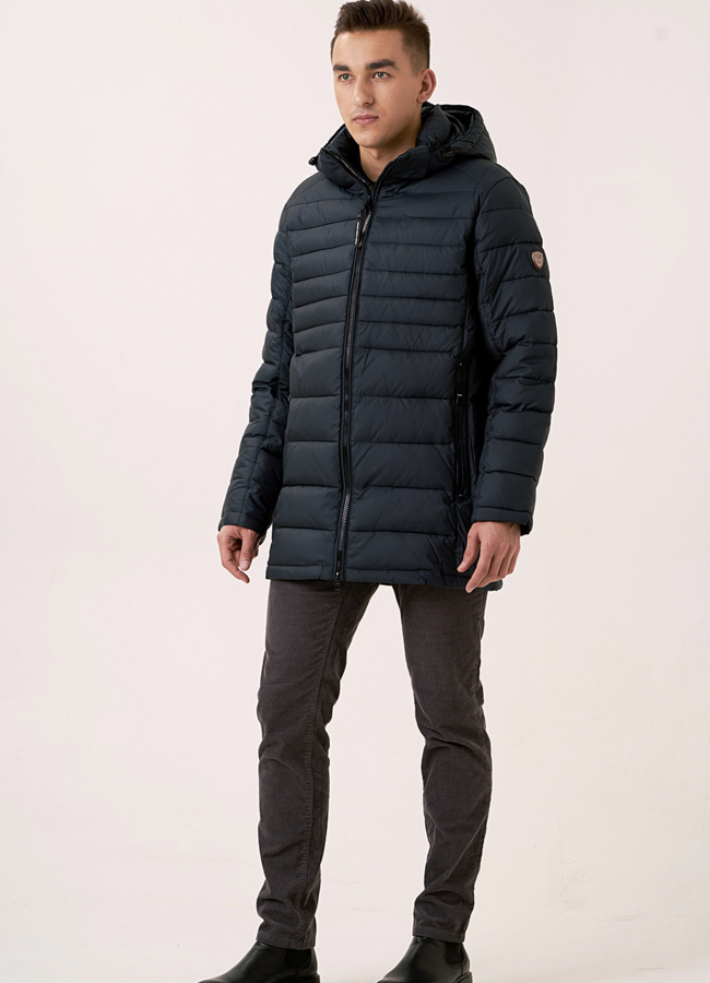 Пуховик на молнии с капюшоном  модель № 1012 в кредит