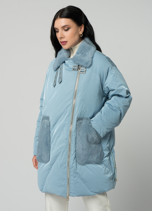 Женский пуховик голубого цвета с отделкой из норки модель № 21861 меха малина