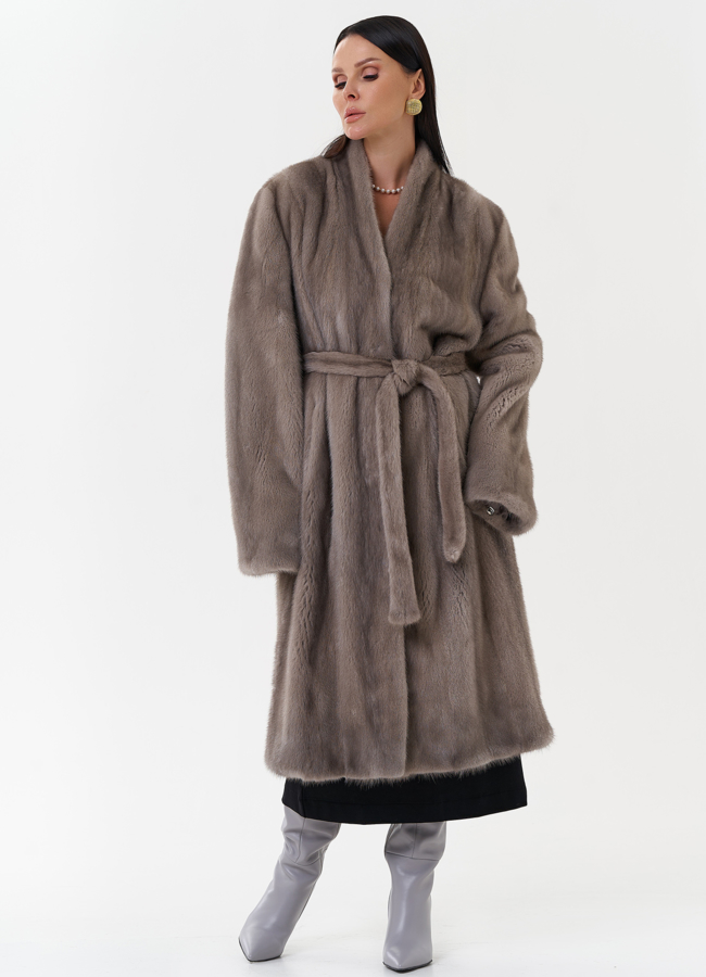 Женская шуба из меха скандинавской норки модель № 27640 в кредит