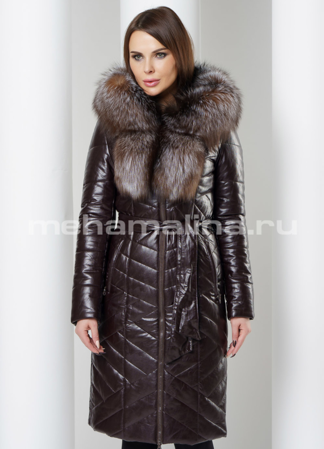 Женский пуховик с мехом модель № 8799 меха малина