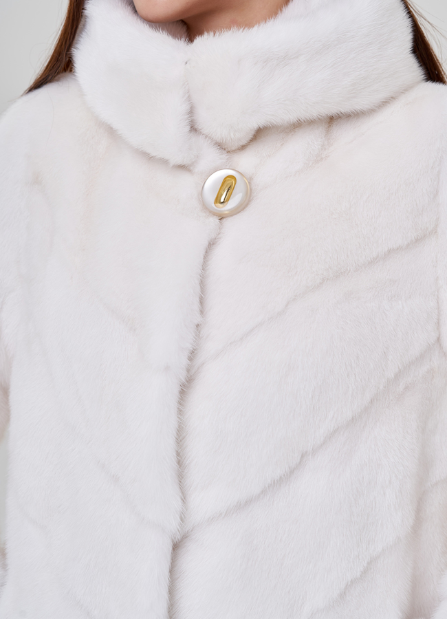 Куртка из норки в белом цвете модель № 79057 в рассрочку