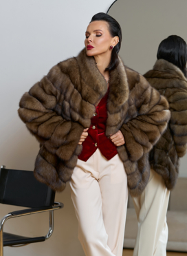Женская шуба из соболя с воротником стойкой