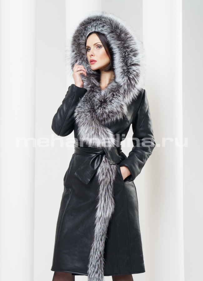 фото Дубленка с капюшоном, черного цвета модель № D-138