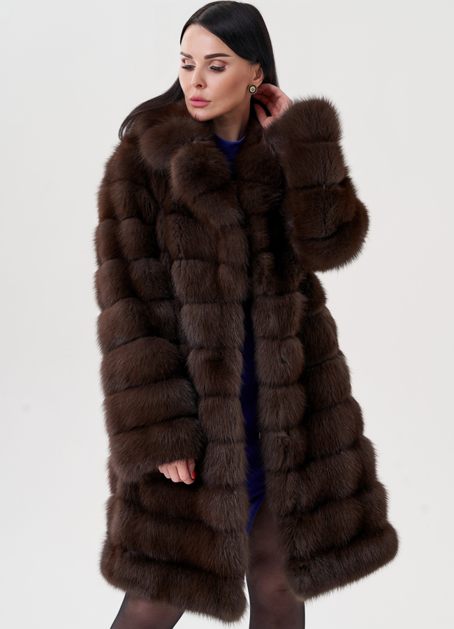 Шуба из куницы с английским воротником  модель № 24434 в рассрочку