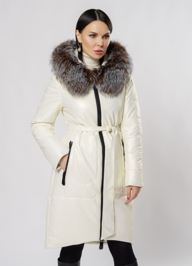 Светлый пуховик из эко кожи с капюшоном модель № W201 универмаг малина