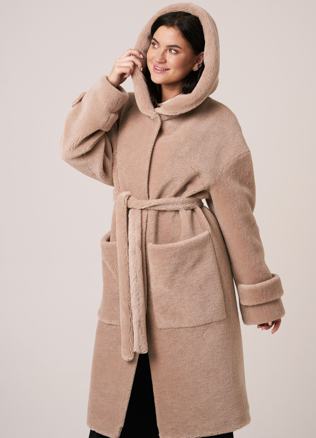 Шуба из эко меха с капюшоном  модель № 2039 универмаг малина