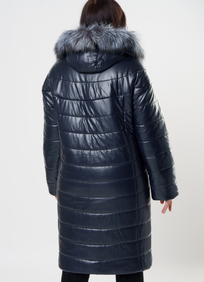 Пуховик из эко кожи синего цвета с капюшоном модель № 11665 в кредит