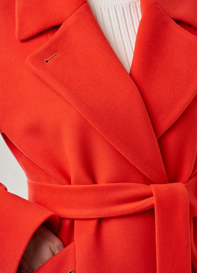 Женское пальто в алом цвете модель № 22943 универмаг малина