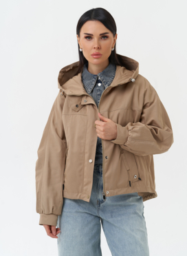 Короткая женская ветровка с капюшоном