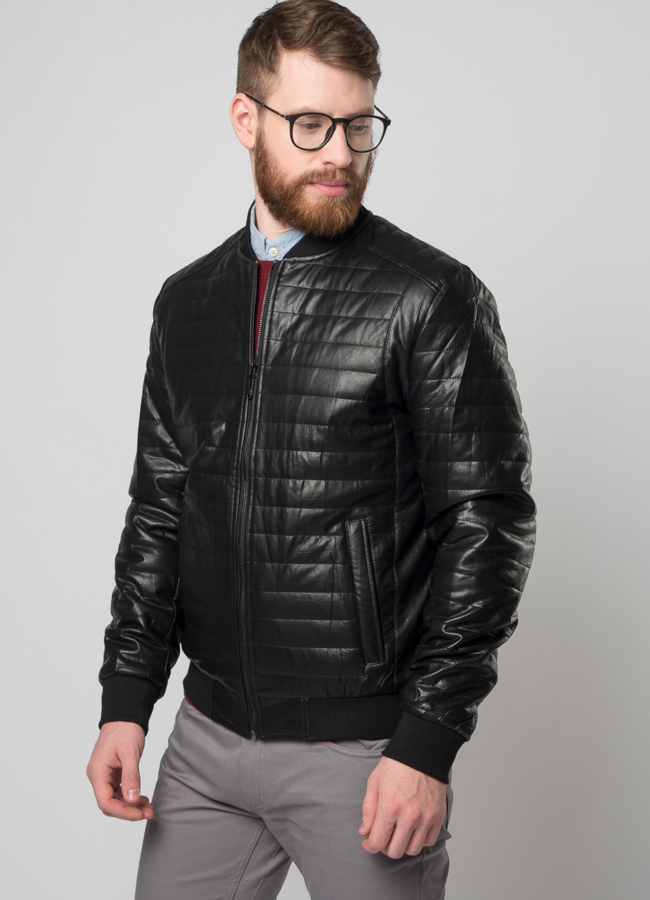 Бомбер из эко кожи черного цвета модель № 715 в кредит