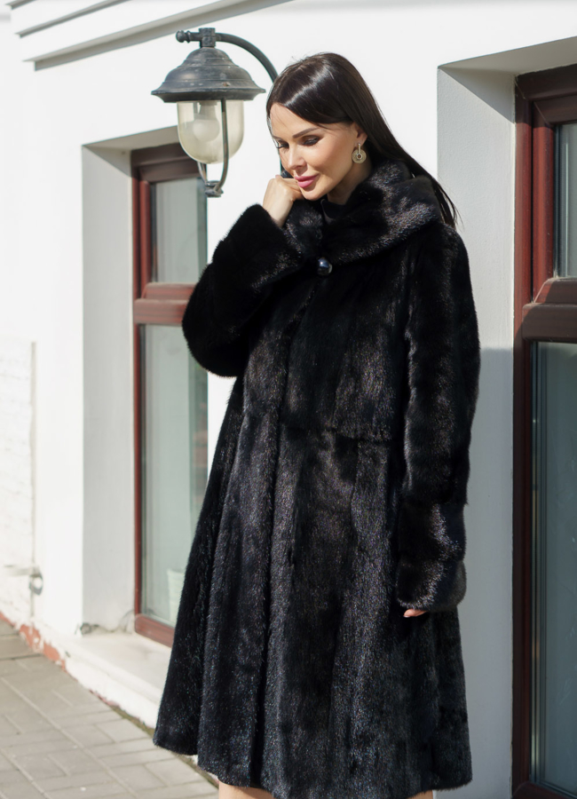 Классическая норковая шуба в черном цвете модель № 1189 в кредит
