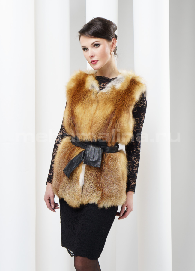 фото Меховой жилет из лисы модель № M-27