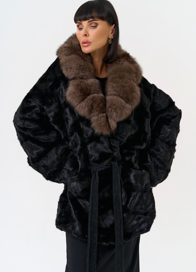 Женская шуба из меха норки  воротником из меха песца модель № 31486 меха малина Женская шуба из меха норки  воротником из меха песца модель № 31486 меха малина