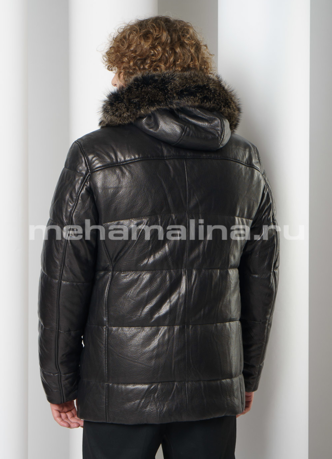 фото Кожаный пуховик с капюшоном отделка енот модель № ПМ-108