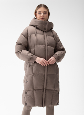 Женский пуховик с капюшоном 