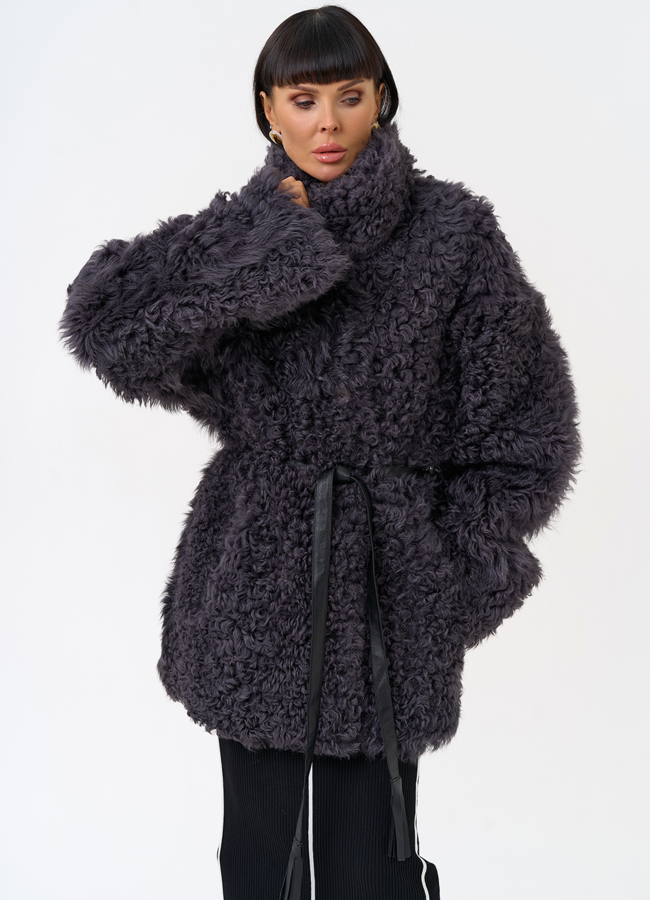 фото Женская двухсторонняя дубленка с декоративным поясом модель № 31617 фото Женская двухсторонняя дубленка с декоративным поясом модель № 31617