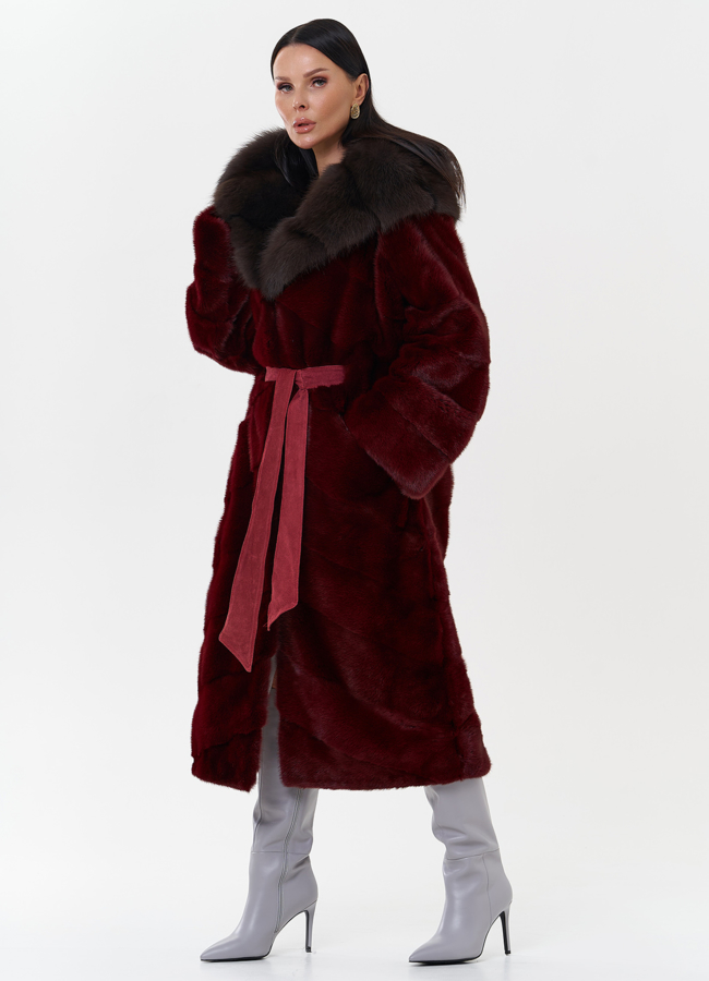 Норковая шуба с капюшоном из меха куницы модель № 27698 универмаг малина