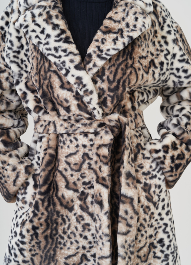 Шуба из эко меха с принтом модель № 24911 универмаг малина